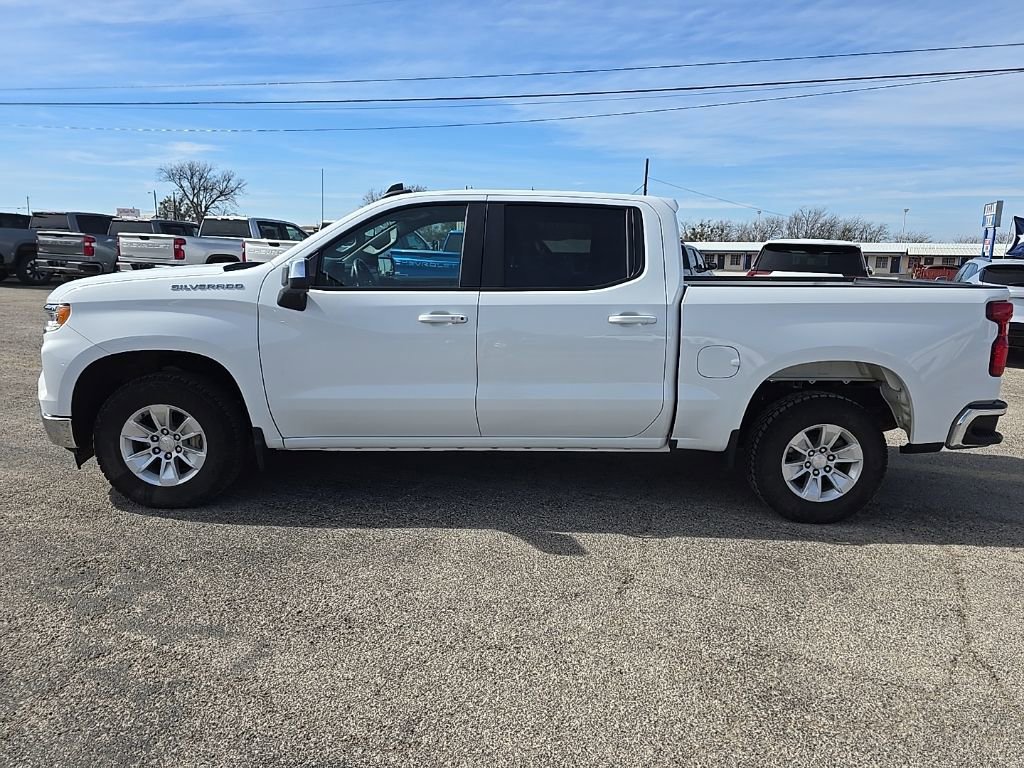Used 2023 Chevrolet Silverado 1500 LT image 2