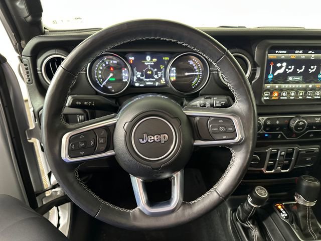 Used 2023 Jeep Wrangler Unlimited Sahara w/ Cold Weather Group AWD/4WD image 14