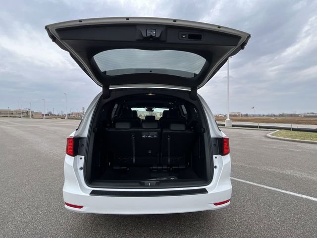 Used 2023 Honda Odyssey Sport image 32