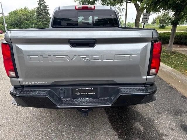 Used 2023 Chevrolet Colorado Z71 w/ Advanced Trailering Package AWD/4WD image 10