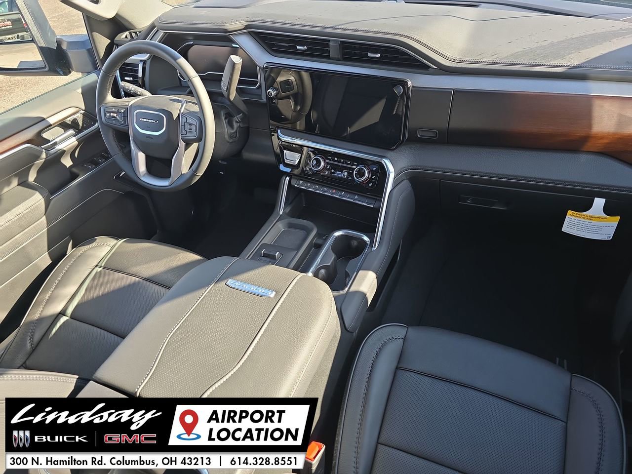 New 2025 GMC Sierra 2500 Denali w/ Denali Reserve Package image 30