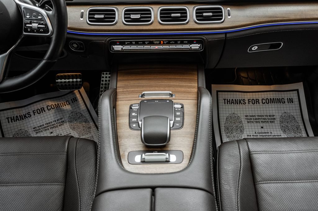 Used 2022 Mercedes-Benz GLS 450 4MATIC image 12