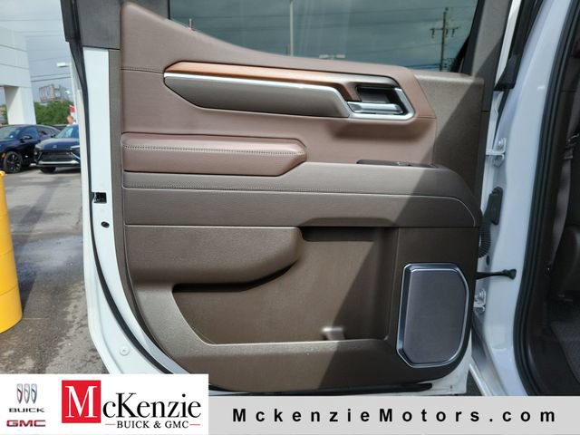 Used 2025 GMC Sierra 1500 Denali w/ Denali Reserve Package AWD/4WD image 22