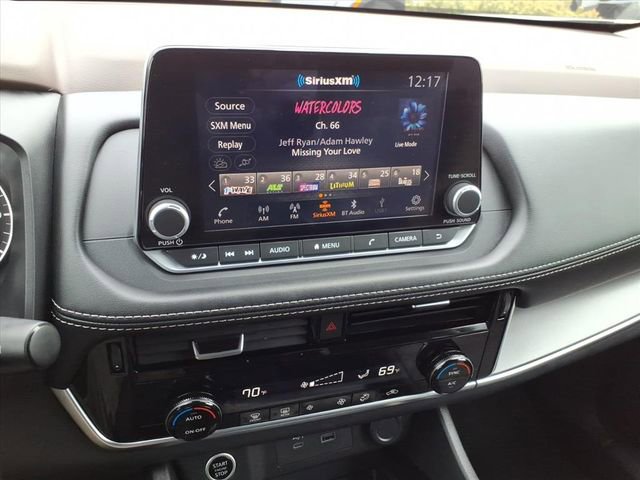 Used 2023 Nissan Rogue SV image 22