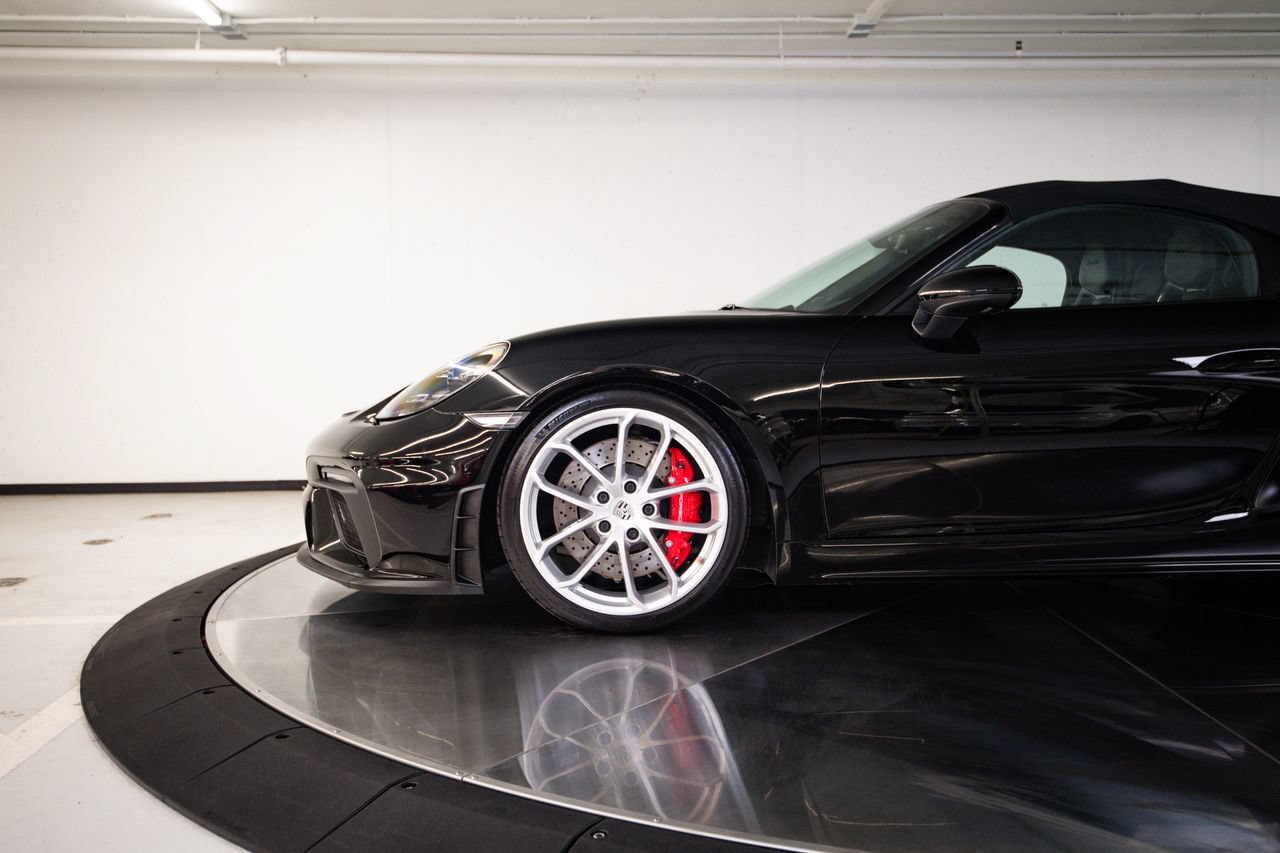 Certified 2022 Porsche 718 Boxster Spyder RWD image 11