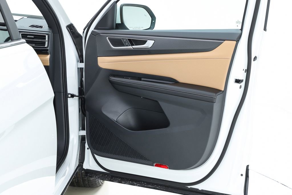 New 2026 Volkswagen Atlas Cross Sport SEL image 32