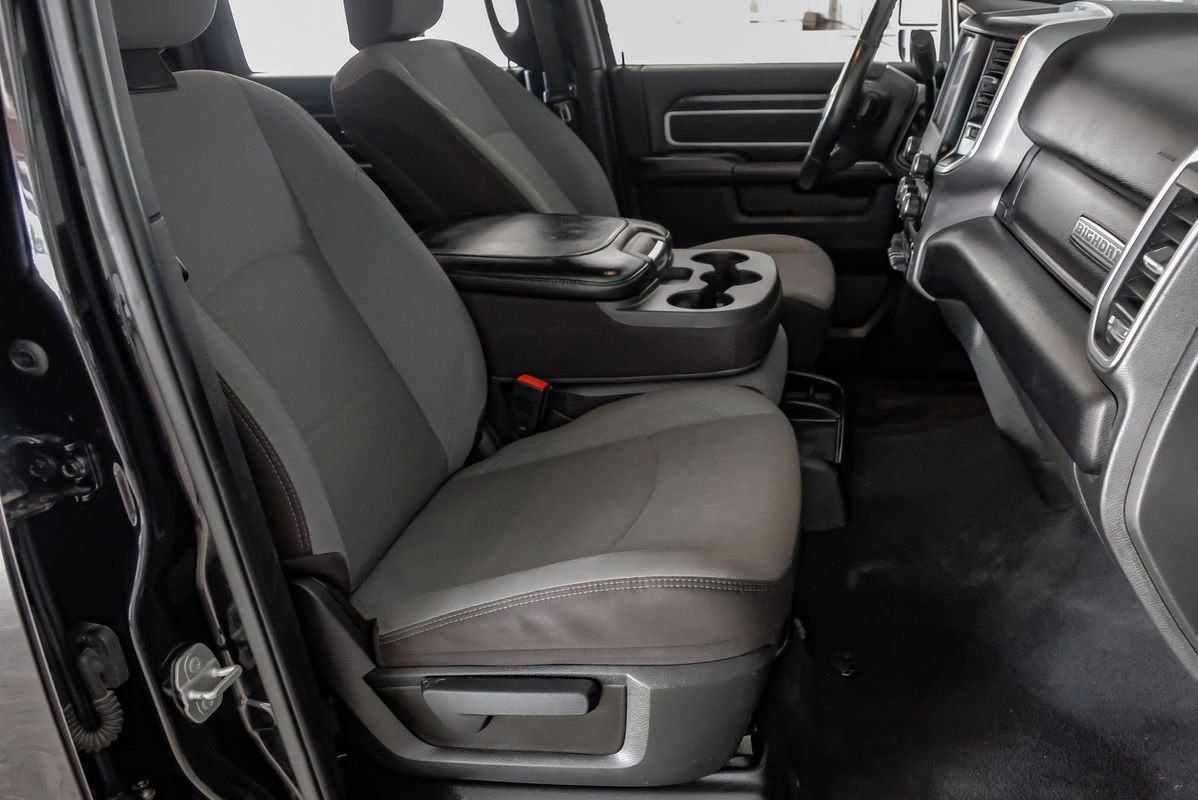 Used 2024 RAM 2500 Big Horn AWD/4WD image 31