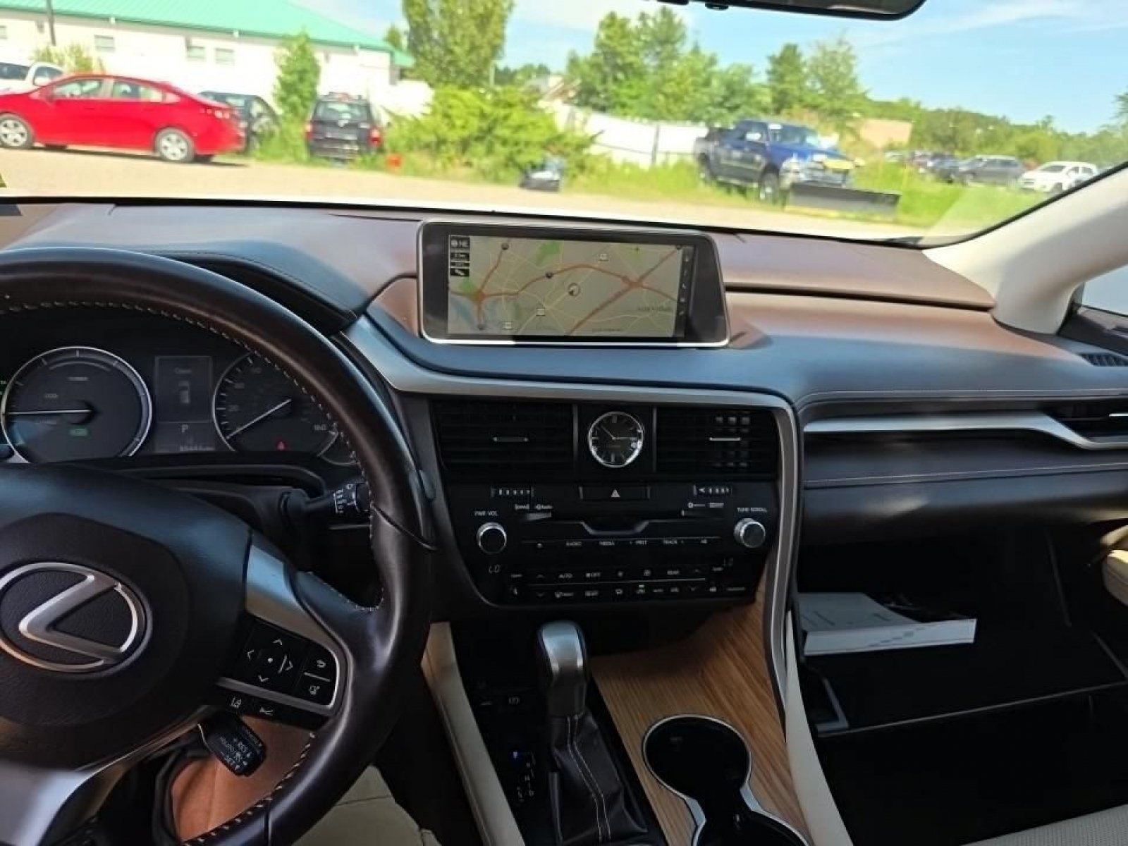 Used 2019 Lexus RX 450hL Premium w/ Premium Package AWD/4WD image 12