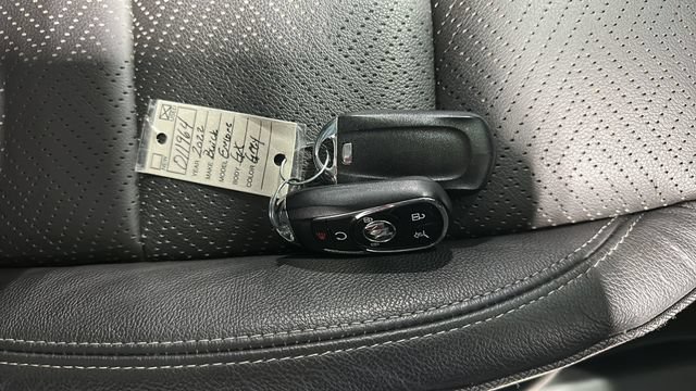 Used 2022 Buick Encore GX Essence w/ Advanced Technology Package FWD image 37