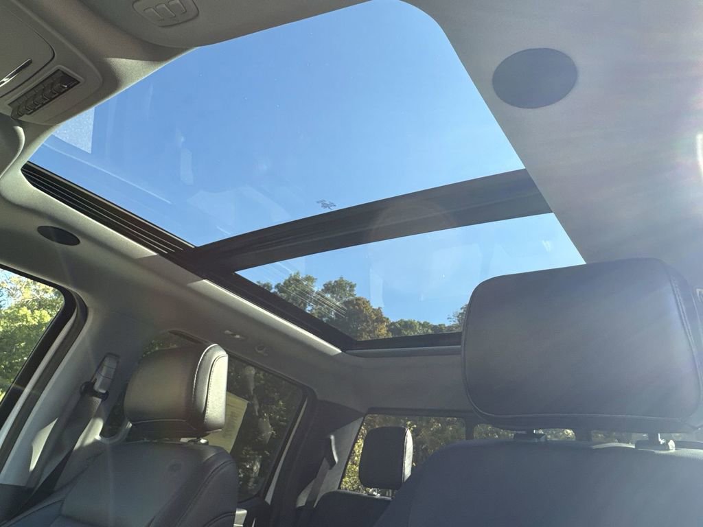 Certified 2025 Ford F350 Lariat w/ Lariat Ultimate Package image 22