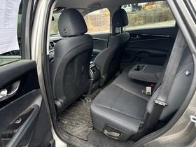Used 2019 Kia Sorento L image 10