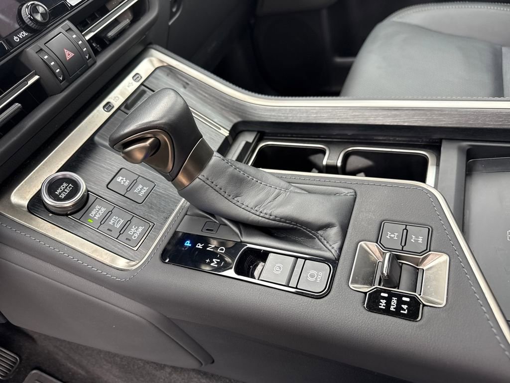 Used 2024 Lexus GX 550 550 Overtrail+ image 27