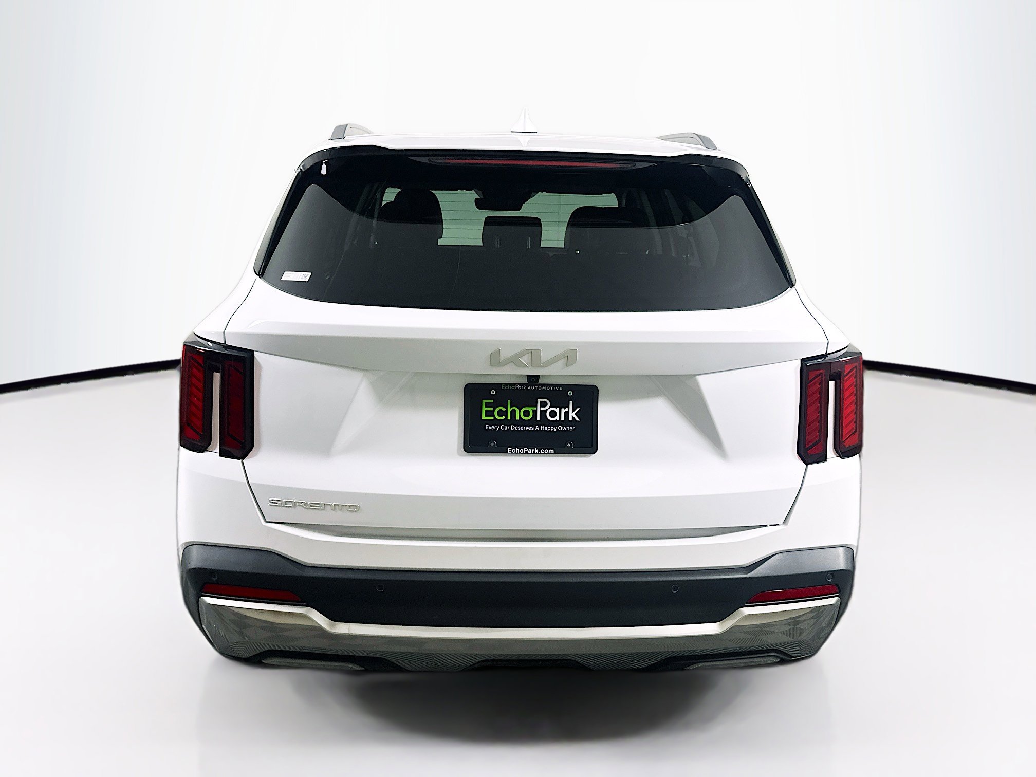 Used 2024 Kia Sorento S image 7