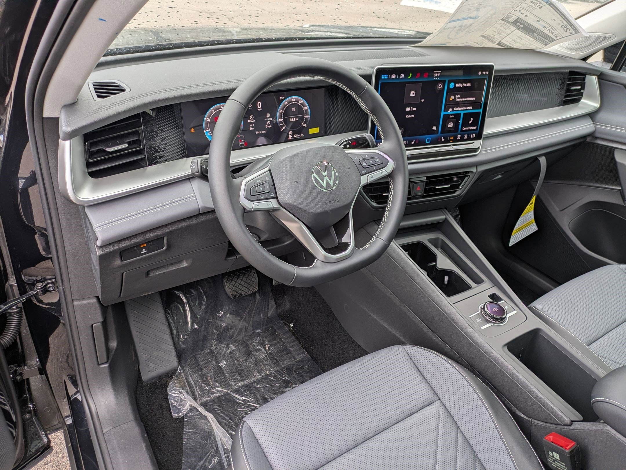 New 2026 Volkswagen Tiguan SE AWD/4WD image 12
