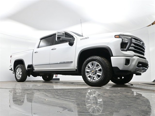 Used 2024 Chevrolet Silverado 2500 High Country w/ High Country Premium Package image 26