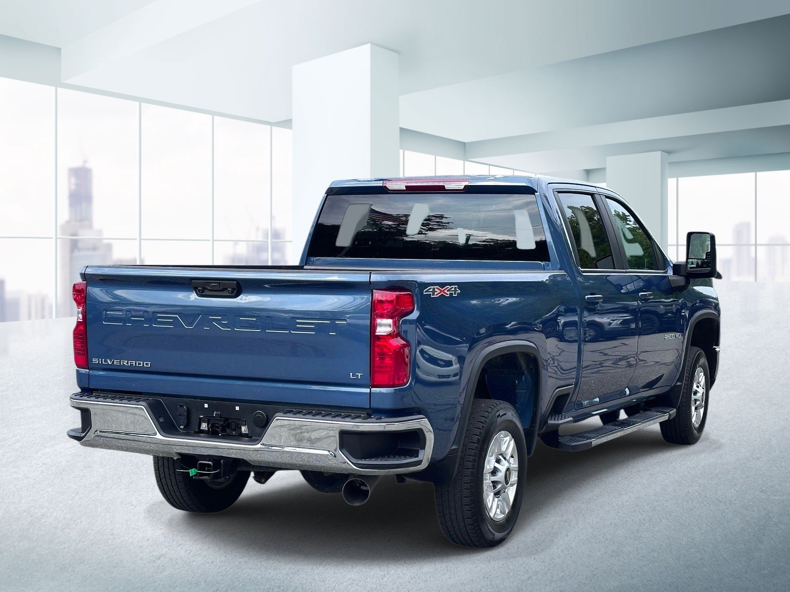 Used 2026 Chevrolet Silverado 2500 LT AWD/4WD image 4