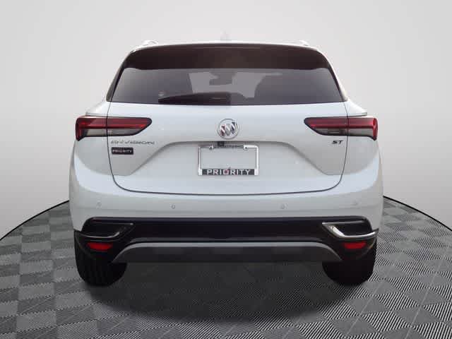 Used 2023 Buick Envision Essence w/ Sport Touring Package FWD image 3