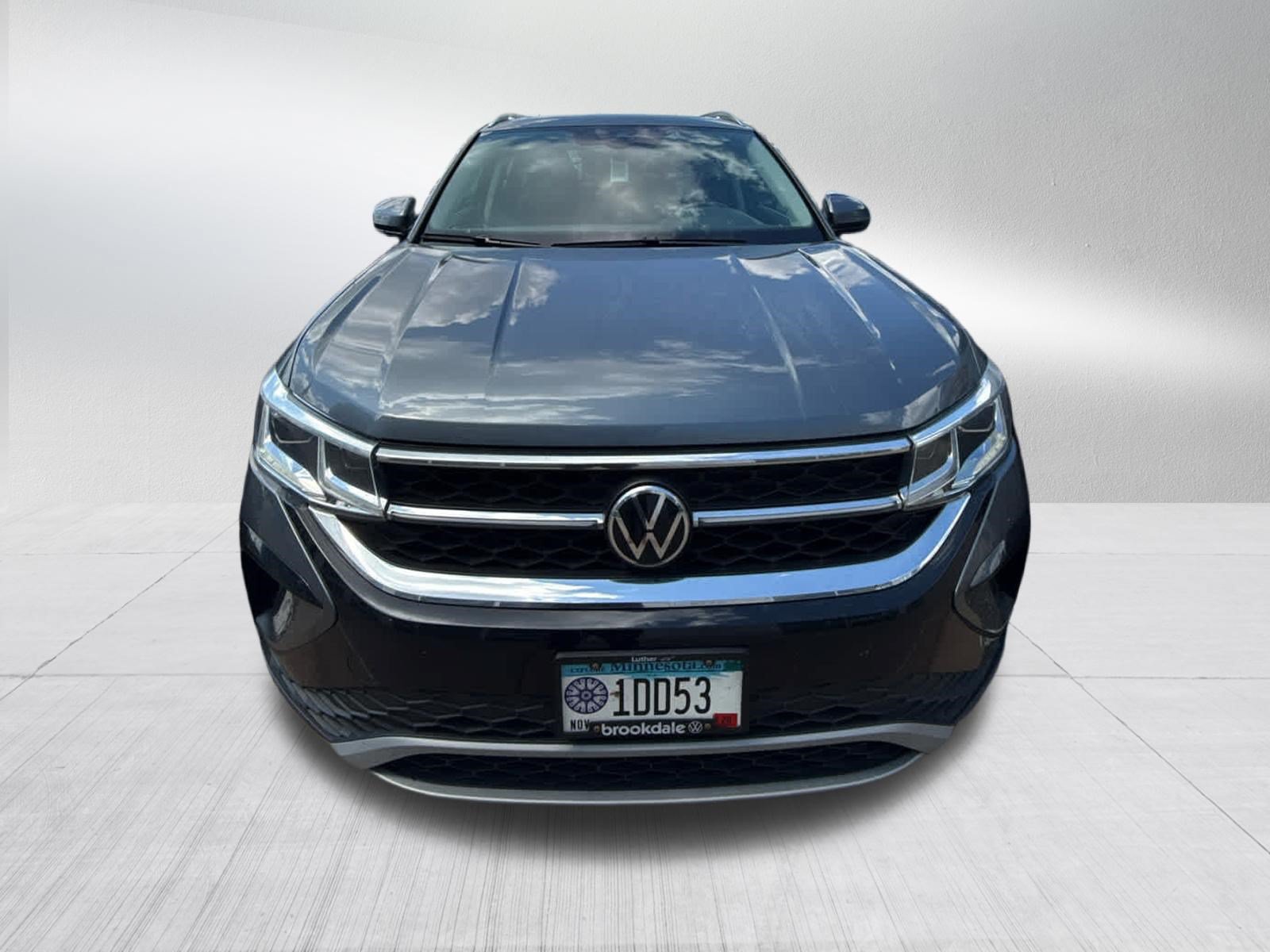 Used 2022 Volkswagen Taos SEL AWD/4WD image 2