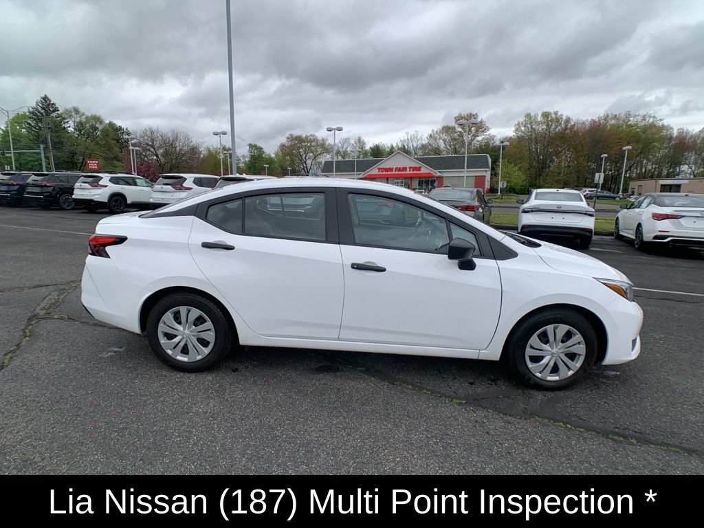 Used 2025 Nissan Versa S FWD video 2