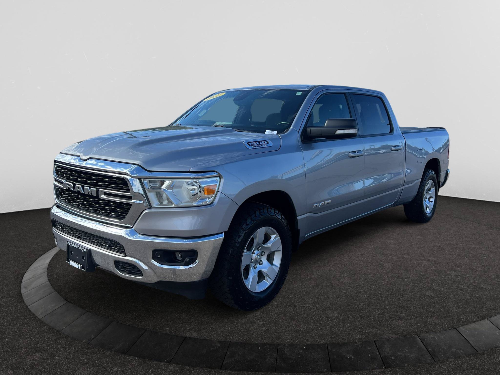 Used 2022 RAM 1500 Big Horn AWD/4WD image 2