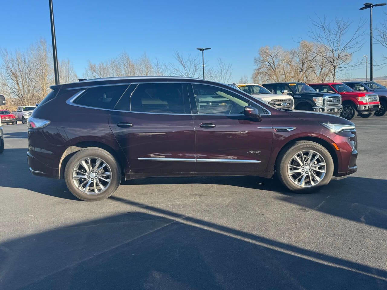 Used 2022 Buick Enclave Avenir w/ Avenir Technology Package image 8