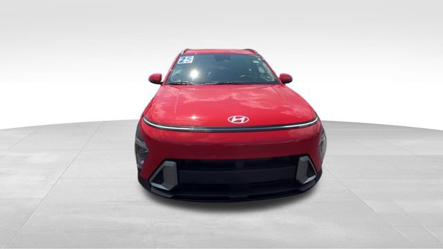 Used 2025 Hyundai Kona SEL FWD image 9
