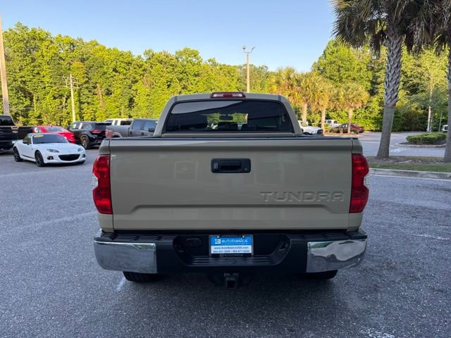 Used 2017 Toyota Tundra SR5 w/ SR5 Upgrade Package image 4