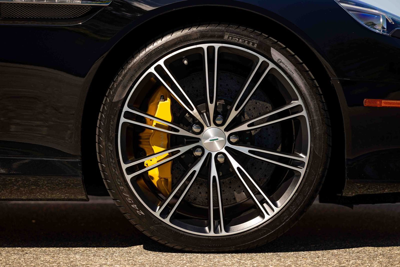 Used 2013 Aston Martin DB9 Volante RWD image 80