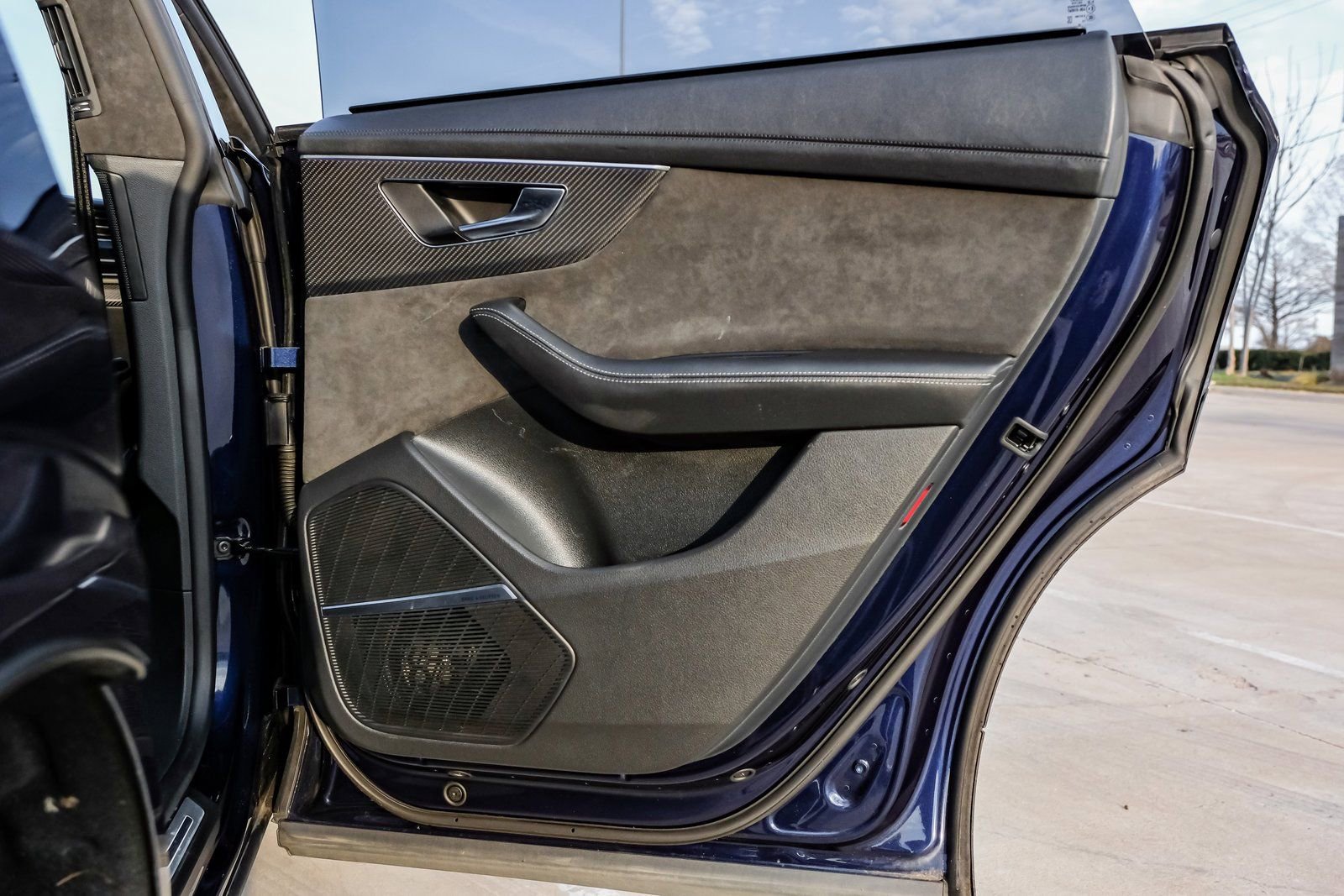 Used 2022 Audi RS Q8 4.0T image 58