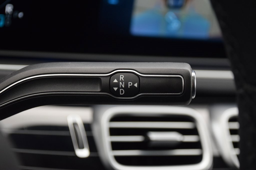 Used 2025 Mercedes-Benz GLE 350 4MATIC image 31