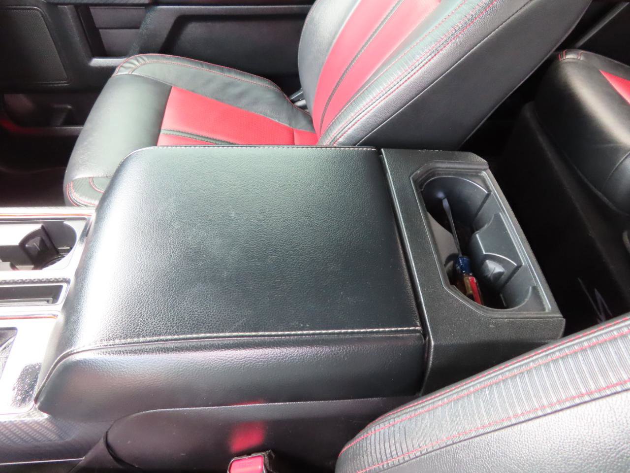 Used 2016 Ford F150 XLT w/ Equipment Group 302A Luxury AWD/4WD image 38