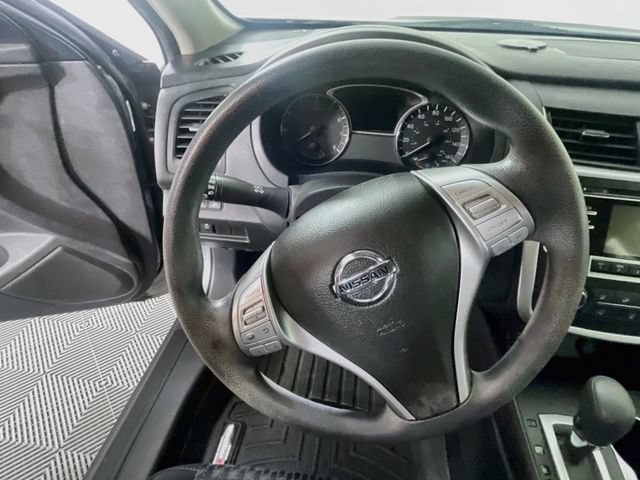 Used 2016 Nissan Altima 2.5 S w/ Power Driver Seat Package FWD image 12