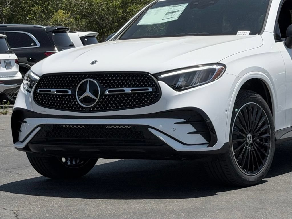 New 2026 Mercedes-Benz GLC 300 4MATIC image 3