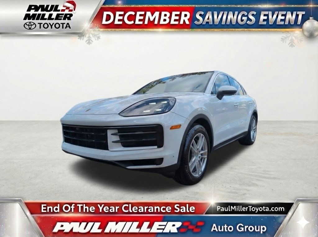 Used 2024 Porsche Cayenne Coupe image 1