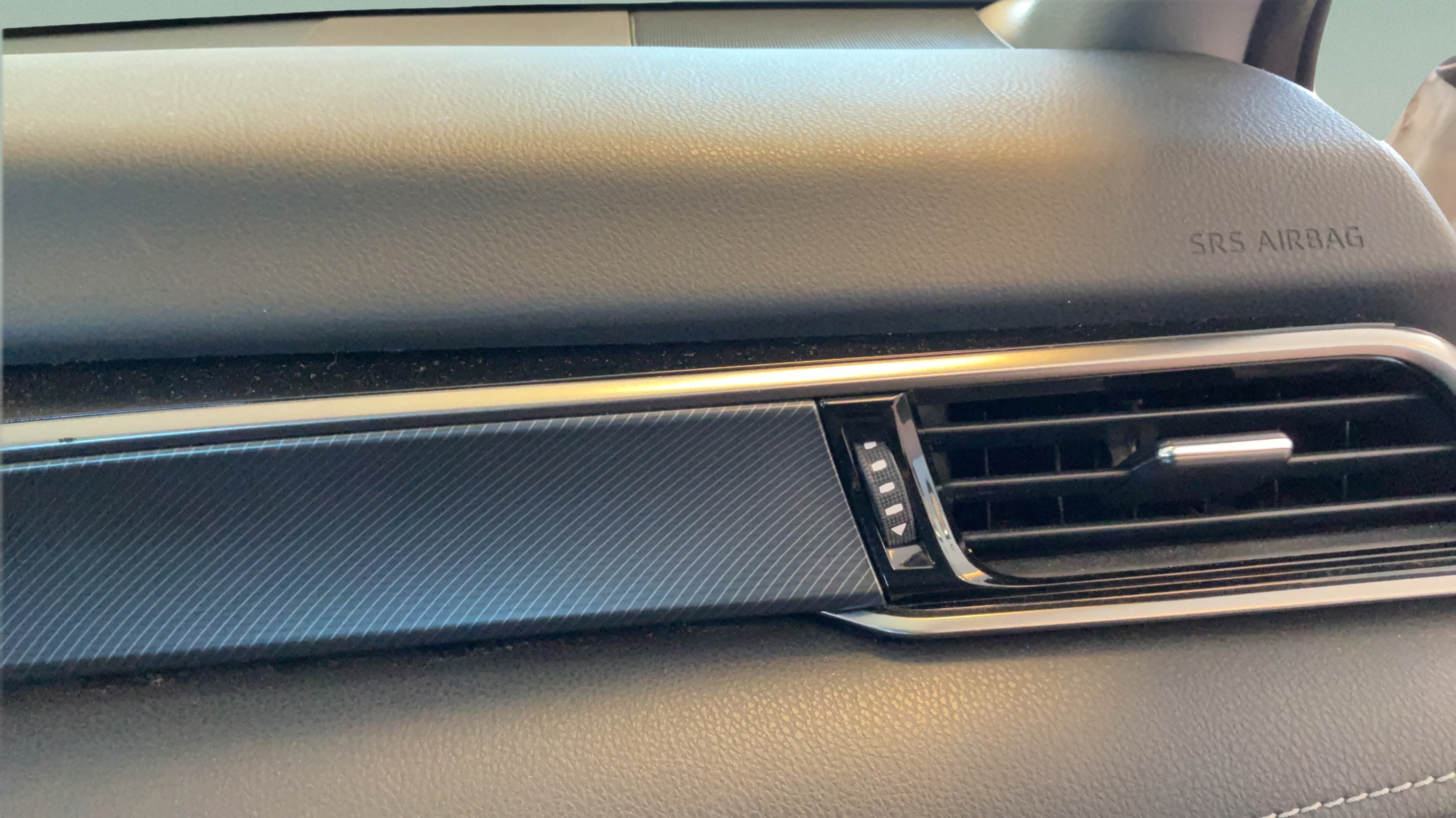 Used 2022 Toyota Camry SE w/ Audio Upgrade Package FWD image 40