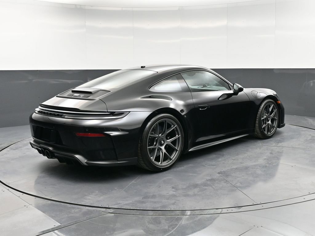New 2026 Porsche 911 GT3 image 8