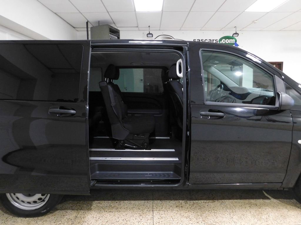 Used 2019 Mercedes-Benz Metris Passenger image 64