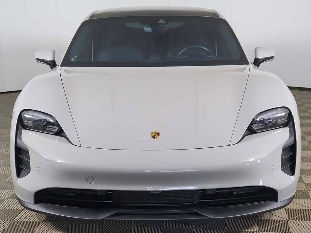Used 2023 Porsche Taycan GTS image 12