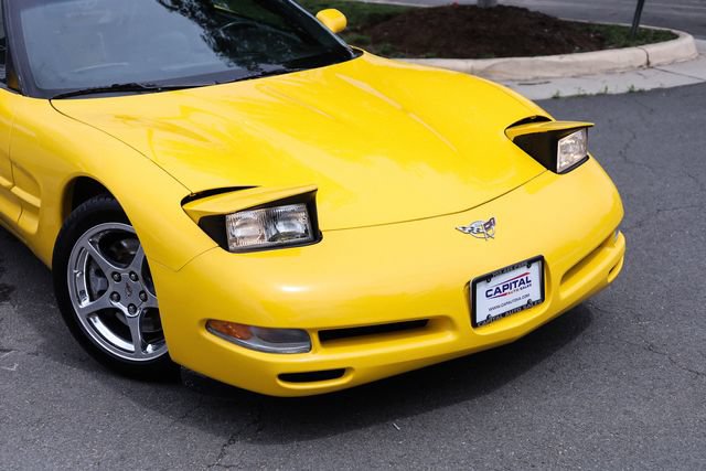 Used 2003 Chevrolet Corvette Convertible w/ Preferred Equipment Group1 RWD image 3