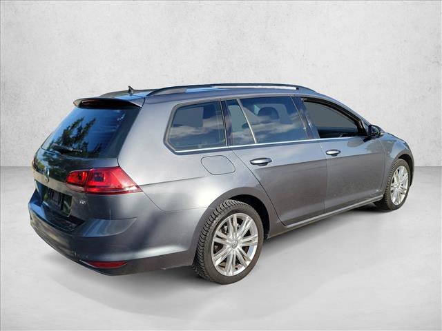 Used 2015 Volkswagen Golf TDI SE FWD image 5