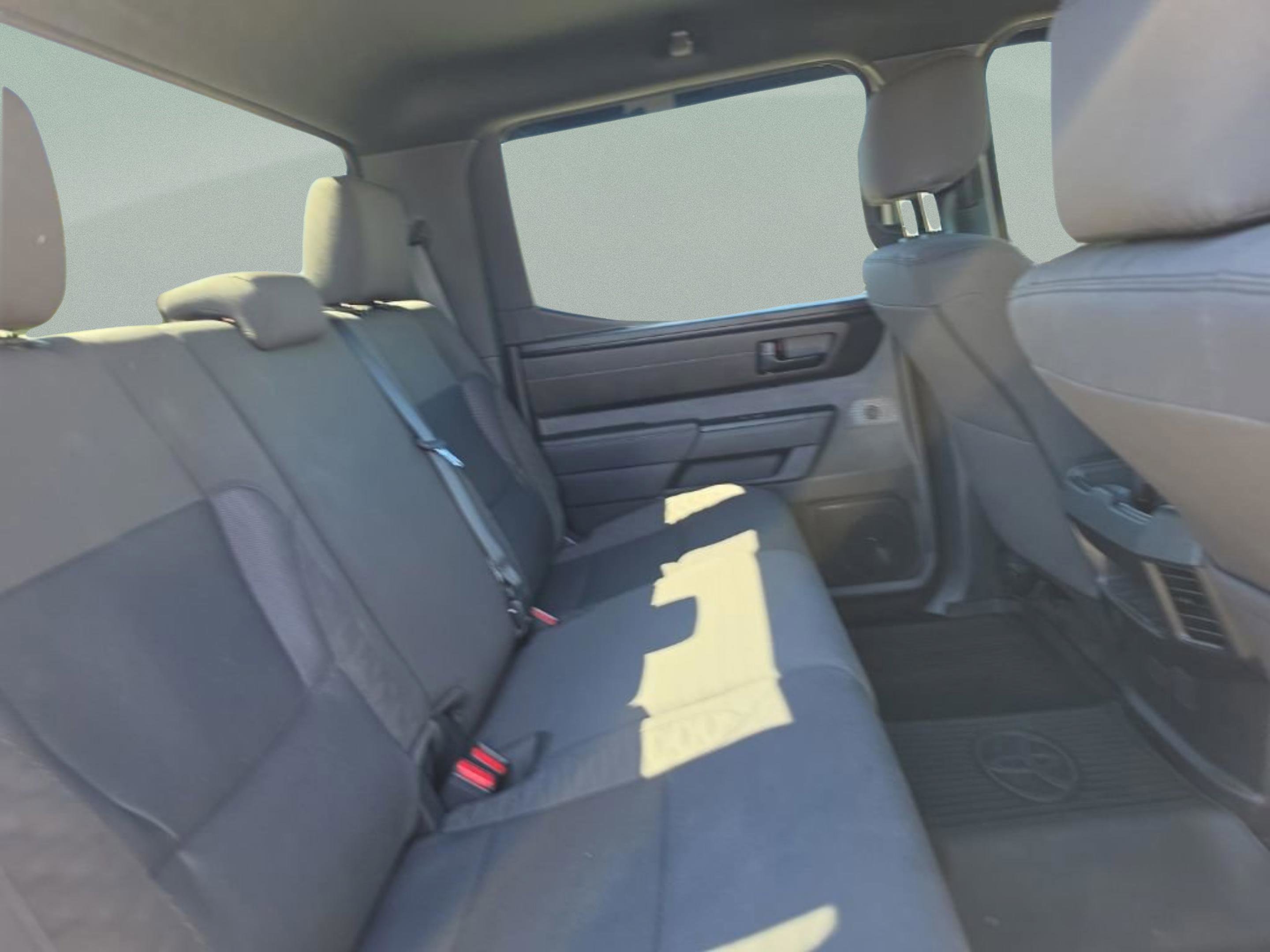 Used 2025 Toyota Tundra SR AWD/4WD image 24