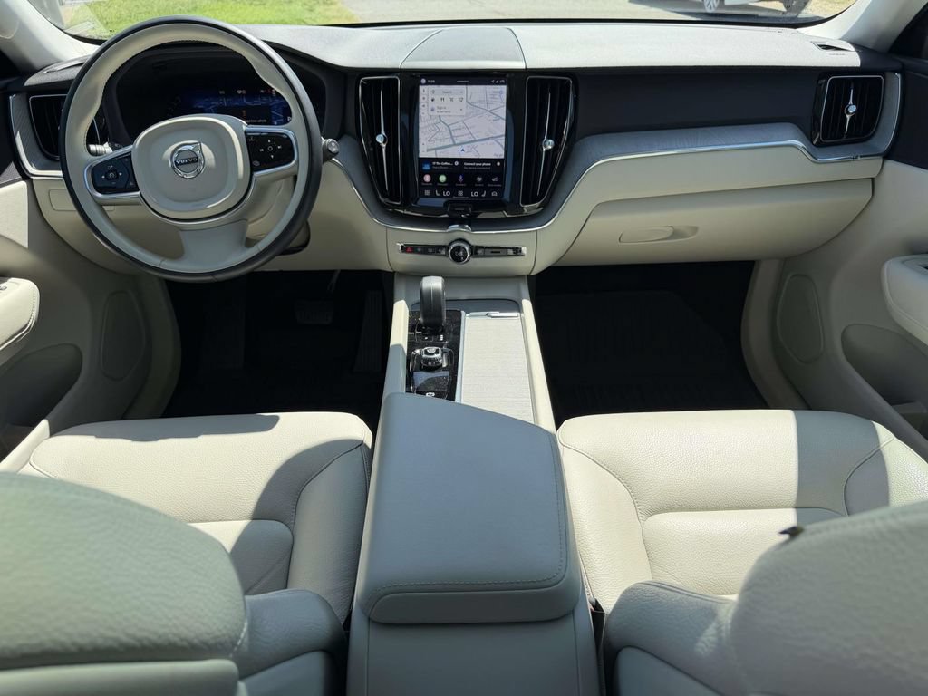 Used 2024 Volvo XC60 B5 Plus w/ Protection Package Premier AWD/4WD image 2