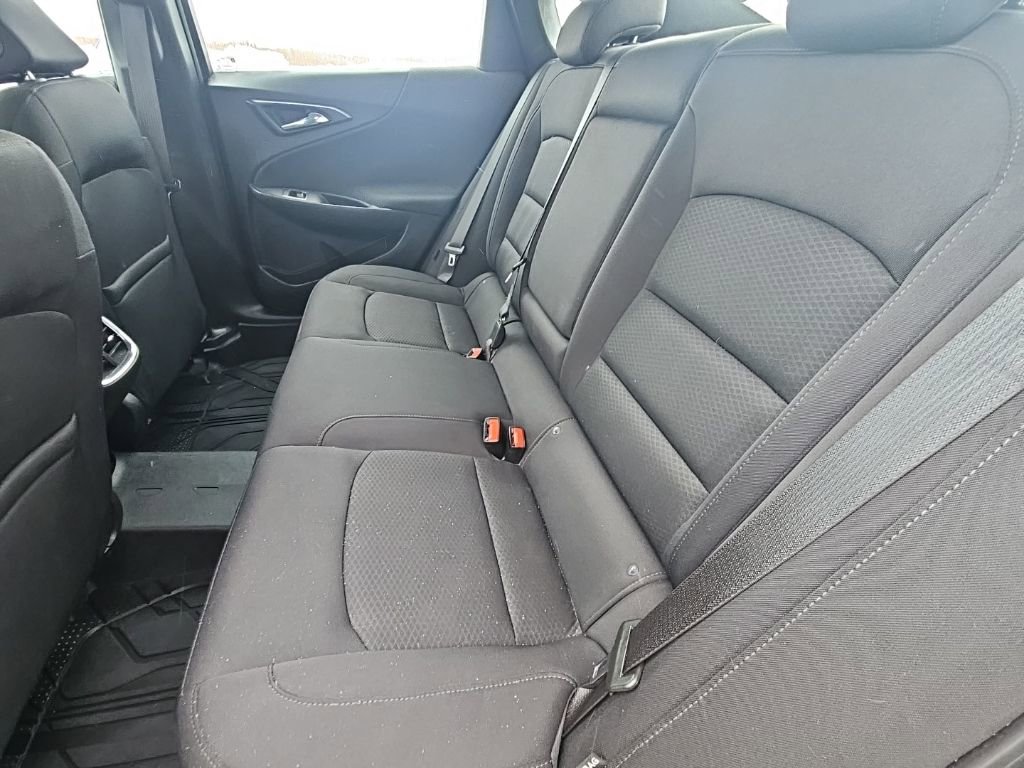 Used 2019 Chevrolet Malibu LT image 16