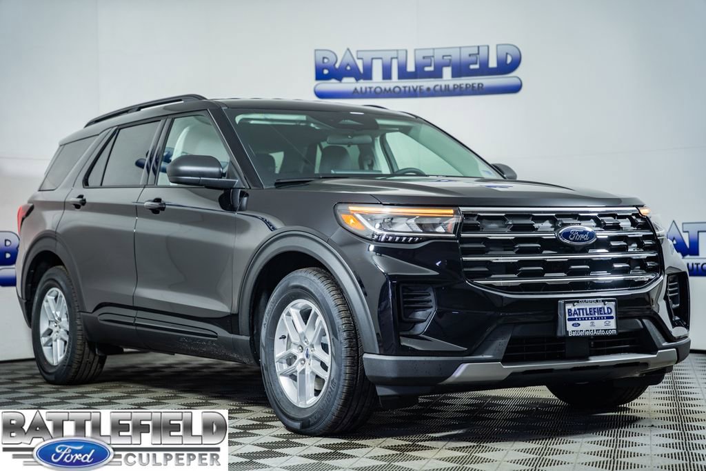 New 2026 Ford Explorer Active RWD image 1
