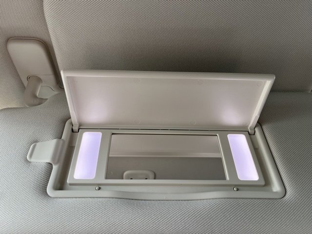 New 2025 Land Rover Range Rover SE image 43