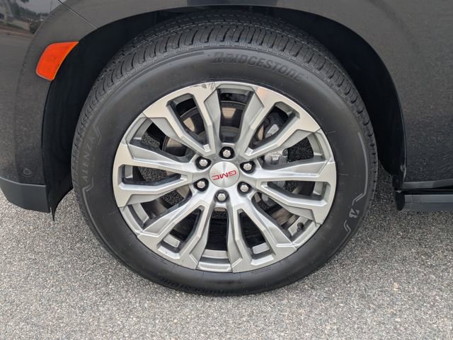 Used 2023 GMC Yukon XL Denali w/ Denali Reserve Package image 12