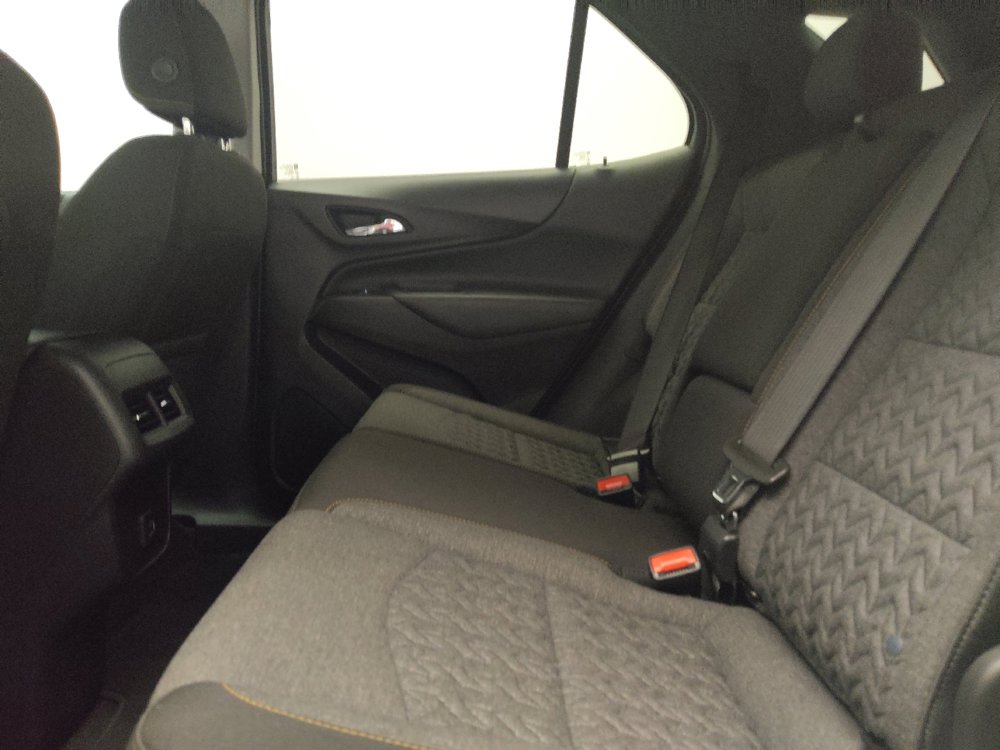 Used 2023 Chevrolet Equinox LT FWD image 18