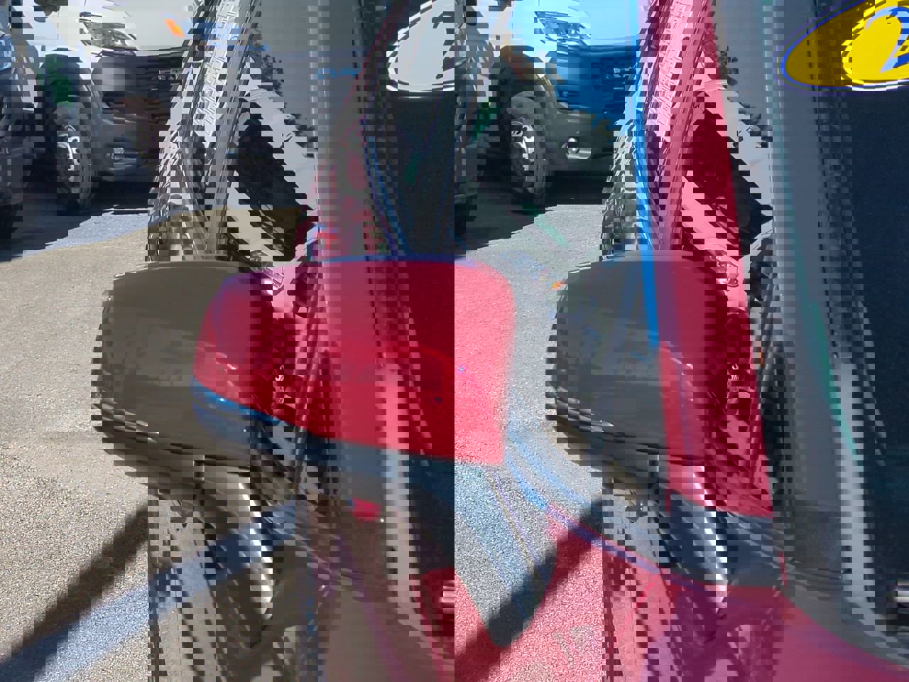 Used 2021 Toyota RAV4 Limited image 11