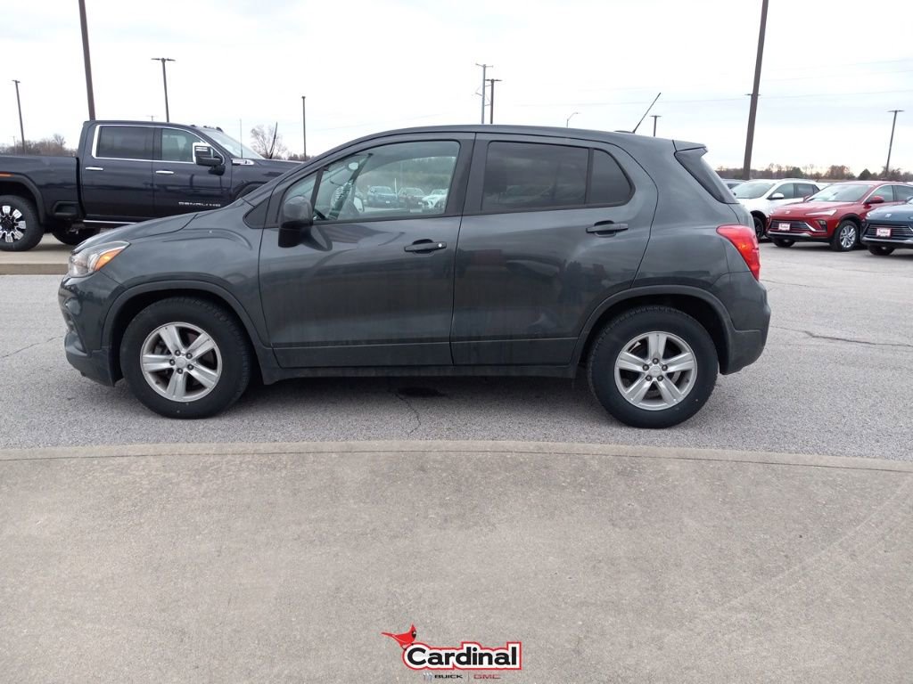 Used 2020 Chevrolet Trax LS w/ Tint and Cruise Package image 12