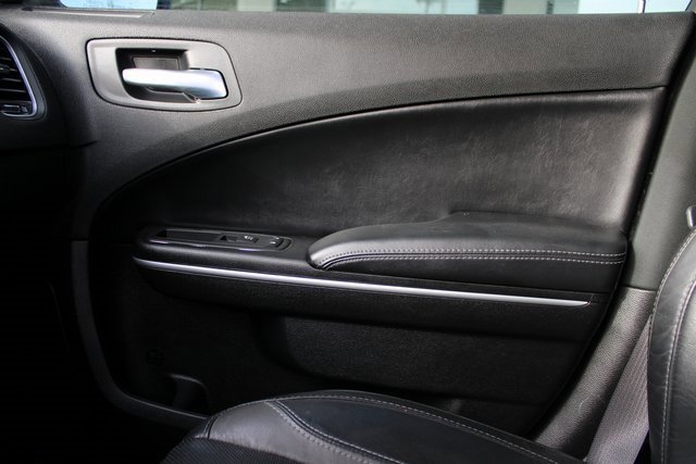 Used 2021 Dodge Charger SXT w/ Leather Interior Group image 28